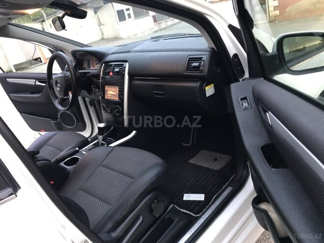 Mercedes B 180 2010, 169,000 km - 1.7 l - Sumqayıt