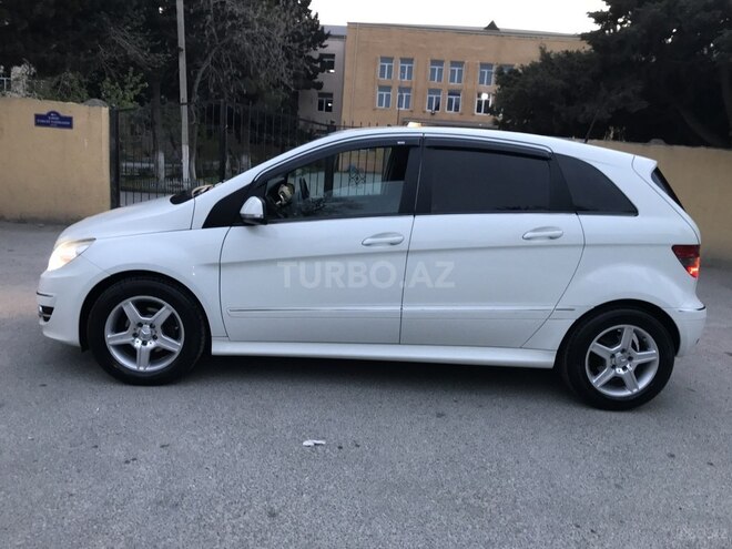 Mercedes B 180 2010, 169,000 km - 1.7 l - Sumqayıt