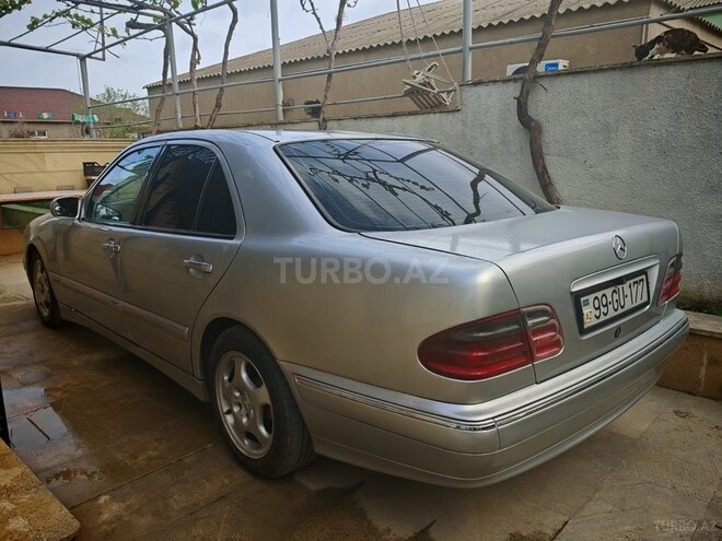 Mercedes E 240 2000, 340,000 km - 2.6 l - Bakı