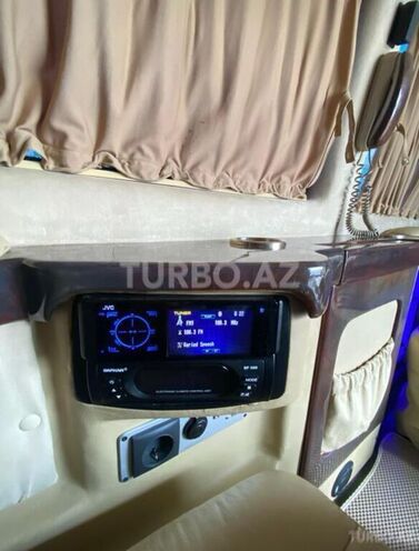 Volkswagen Multivan 2010, 96,000 km - 2.5 l - Bakı