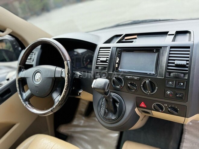 Volkswagen Multivan 2010, 96,000 km - 2.5 l - Bakı
