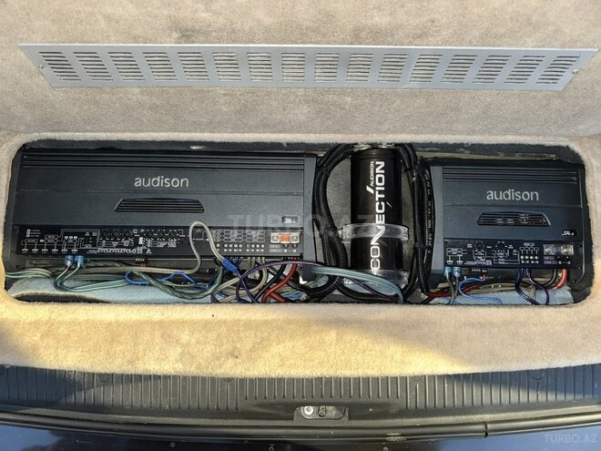 Volkswagen Multivan 2010, 96,000 km - 2.5 l - Bakı