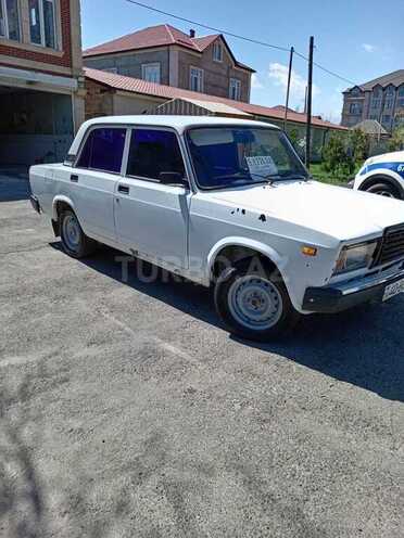 LADA (VAZ) 2107 2004, 58,000 km - 1.6 l - Qusar