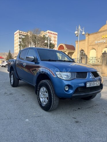 Mitsubishi L200 2009, 346,800 km - 2.5 l - Mingəçevir