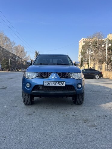 Mitsubishi L200 2009, 346,800 km - 2.5 l - Mingəçevir