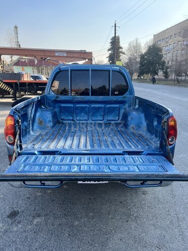 Mitsubishi L200 2009, 346,800 km - 2.5 l - Mingəçevir