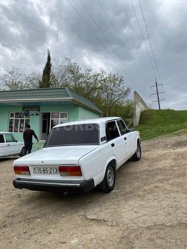 LADA (VAZ) 2107 2009, 38,705 km - 1.6 l - Yardımlı