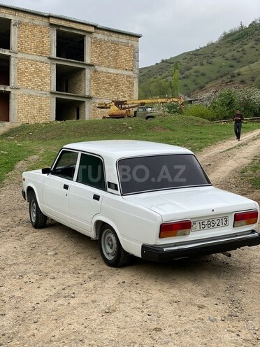 LADA (VAZ) 2107 2009, 38,705 km - 1.6 l - Yardımlı