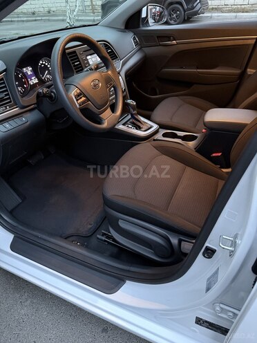 Hyundai Avante 2018, 157,770 km - 1.6 l - Bakı