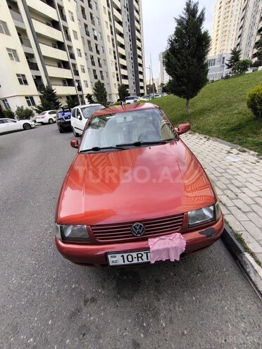 Volkswagen Polo 2001, 277,000 km - 1.6 l - Bakı