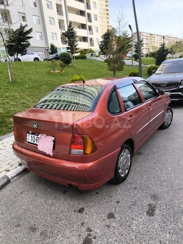 Volkswagen Polo 2001, 277,000 km - 1.6 l - Bakı