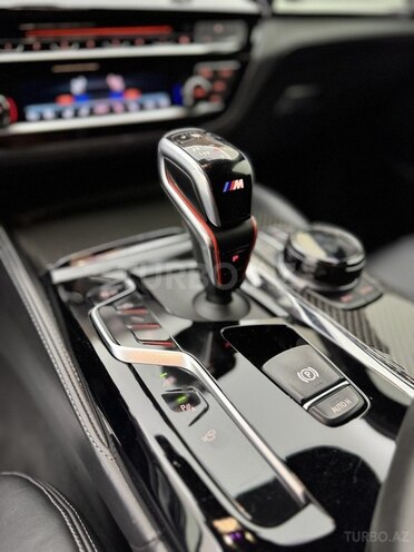 BMW M5-22