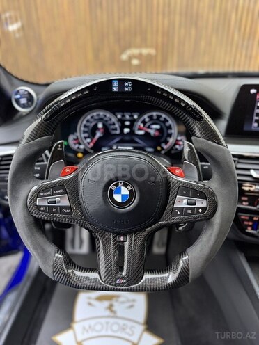 BMW M5-15