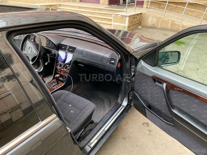 Mercedes C 200 1996, 250,000 km - 2.0 l - Gəncə