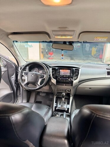 Mitsubishi L200 2019, 130,000 km - 2.4 l - Şəmkir