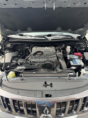 Mitsubishi L200 2019, 130,000 km - 2.4 l - Şəmkir