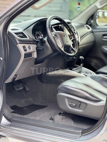 Mitsubishi L200 2019, 130,000 km - 2.4 l - Şəmkir
