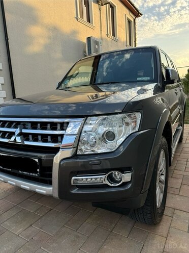 Mitsubishi Pajero 2015, 150,000 km - 3.0 l - Bakı