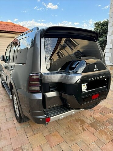 Mitsubishi Pajero 2015, 150,000 km - 3.0 l - Bakı
