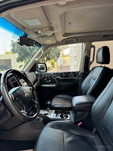 Mitsubishi Pajero 2015, 150,000 km - 3.0 l - Bakı