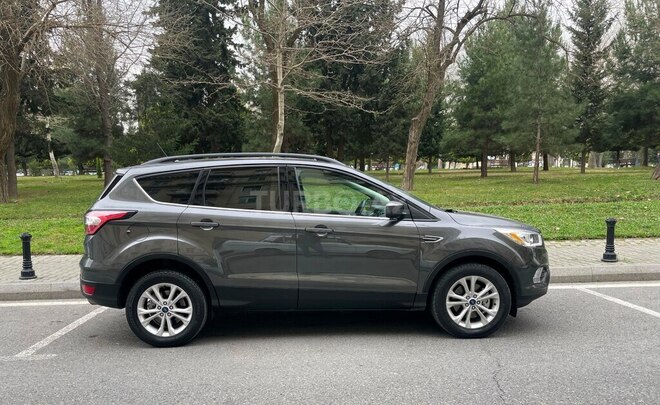 Ford Escape 2017, 89,000 km - 1.5 l - Bakı