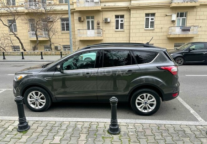 Ford Escape 2017, 89,000 km - 1.5 l - Bakı
