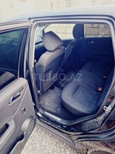 Mercedes A 180 2011, 223,780 km - 1.7 л - Bakı