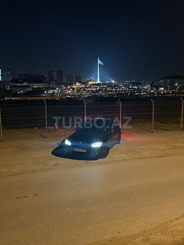 BMW 528 2013, 215,000 km - 2.0 l - Bakı