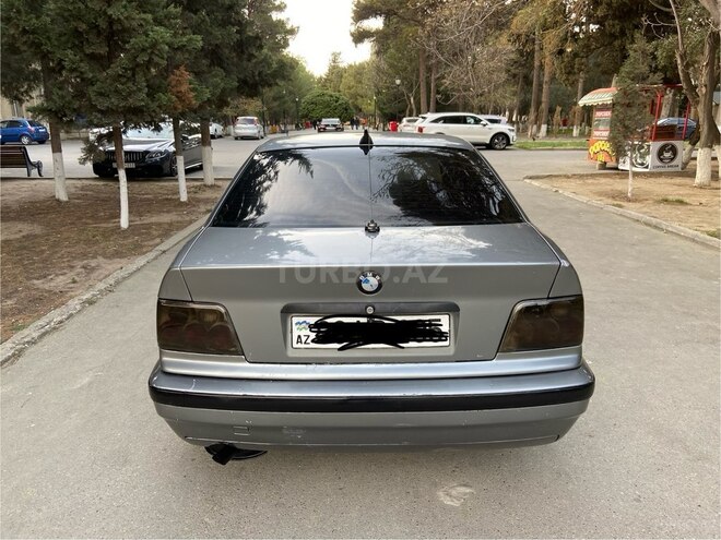 BMW 318 1991, 375,000 km - 1.8 l - Bakı
