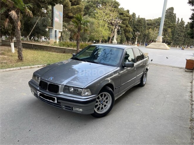 BMW 318 1991, 375,000 km - 1.8 l - Bakı