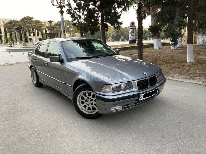 BMW 318 1991, 375,000 km - 1.8 l - Bakı