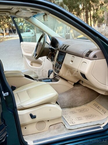 Mercedes ML 320 4MATIC 2002, 255,000 km - 3.2 л - Sumqayıt