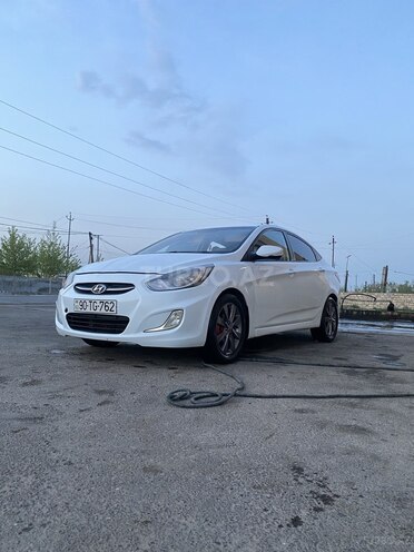 Hyundai Accent 2011, 214,000 km - 1.6 l - İmişli