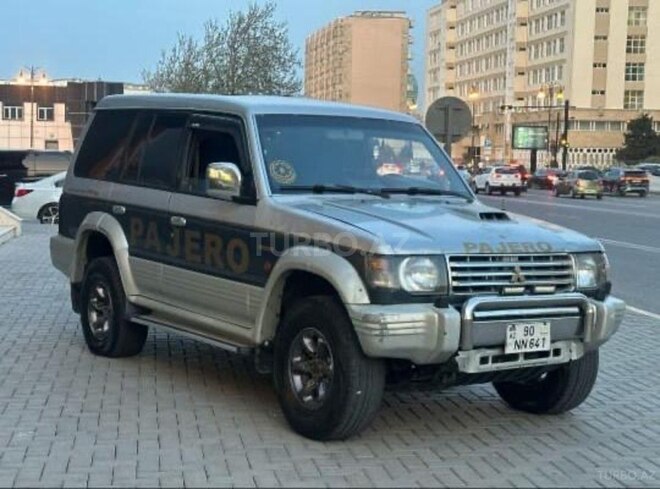 Mitsubishi Pajero 1996, 657,654 km - 2.8 l - Bakı