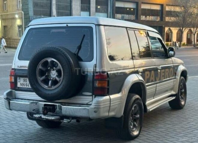 Mitsubishi Pajero 1996, 657,654 km - 2.8 l - Bakı