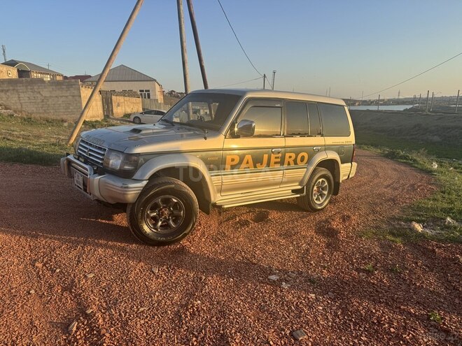 Mitsubishi Pajero 1996, 657,654 km - 2.8 l - Bakı