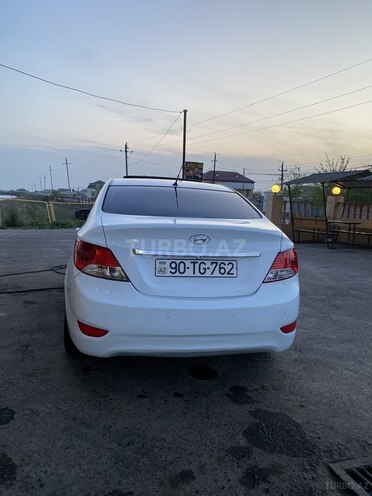 Hyundai Accent 2011, 214,000 km - 1.6 l - İmişli