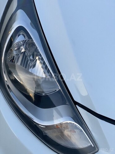 Hyundai Accent 2011, 214,000 km - 1.6 l - İmişli
