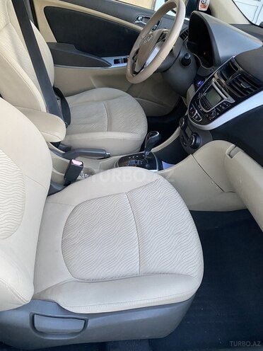 Hyundai Accent 2011, 214,000 km - 1.6 l - İmişli