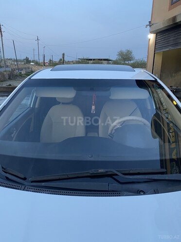 Hyundai Accent 2011, 214,000 km - 1.6 l - İmişli
