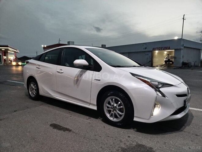 Toyota Prius 2018, 108,000 km - 1.8 l - Sumqayıt