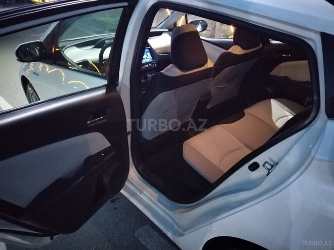 Toyota Prius 2018, 108,000 km - 1.8 l - Sumqayıt