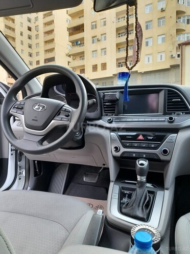 Hyundai Elantra 2017, 157,716 km - 2.0 l - Bakı