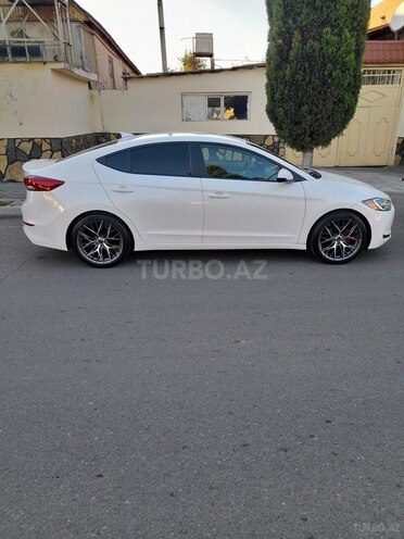 Hyundai Elantra 2017, 157,716 km - 2.0 l - Bakı