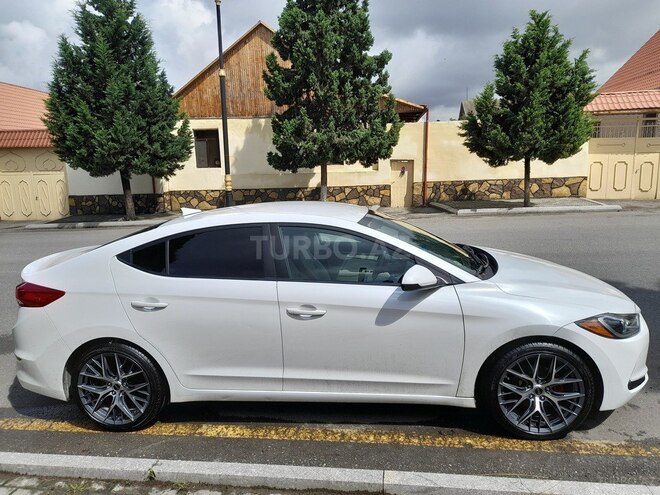 Hyundai Elantra 2017, 157,716 km - 2.0 l - Bakı