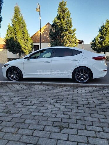 Hyundai Elantra 2017, 157,716 km - 2.0 l - Bakı