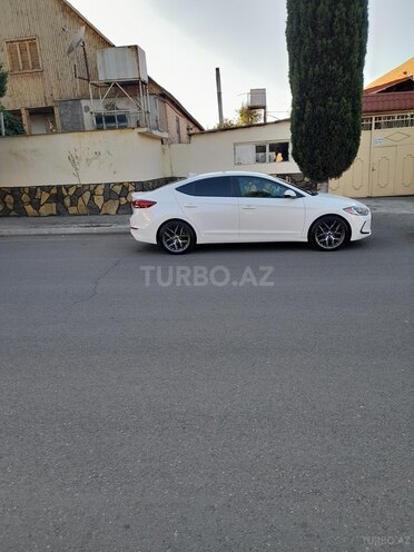 Hyundai Elantra 2017, 157,716 km - 2.0 l - Bakı