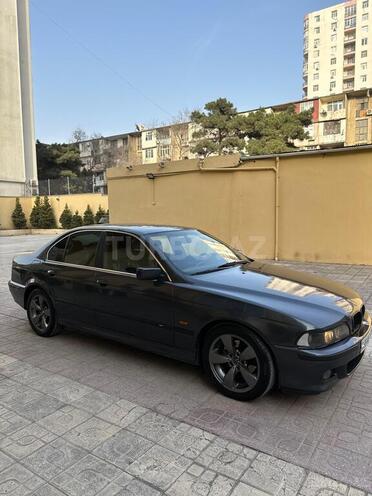 BMW 525 1999, 451,000 km - 2.5 l - Astara