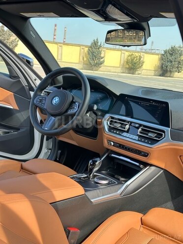 BMW 330e 2022, 10,000 km - 2.0 l - Bakı