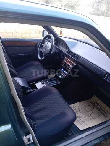 Mercedes E 200 1993, 556,185 km - 2.0 l - Bakı